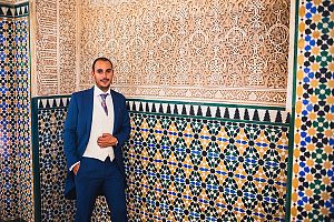 postboda alhambra fotografo granada mosaico novio