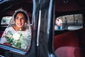 fotógrafo boda jaén coche novios