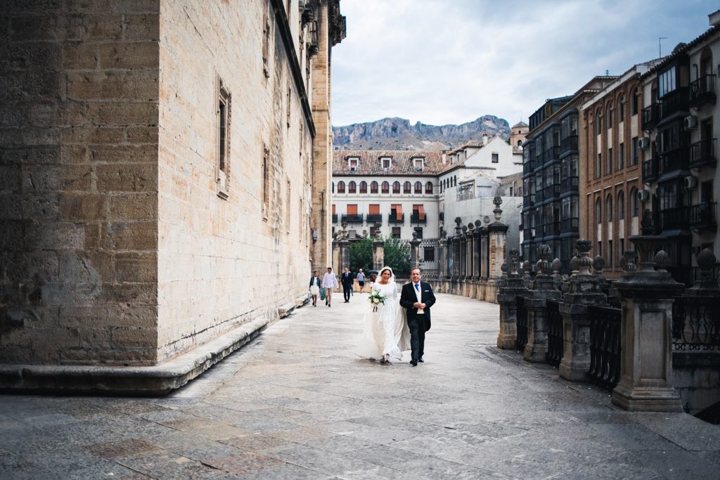 fotógrafo boda jaén entrada novia